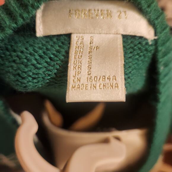 Women's Christmas sweater with sequins, size Small - Picture 4 of 4